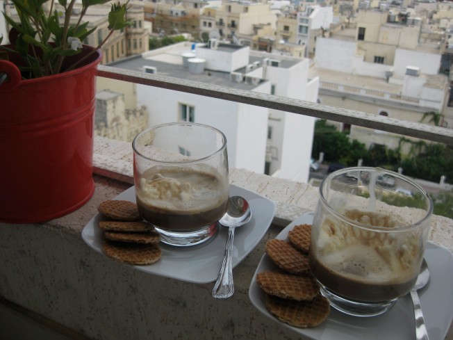 Affogato al caffè (Espresso with vanilla ice cream) V2... even better with a hint of cinnamon & dutch caramel waffles